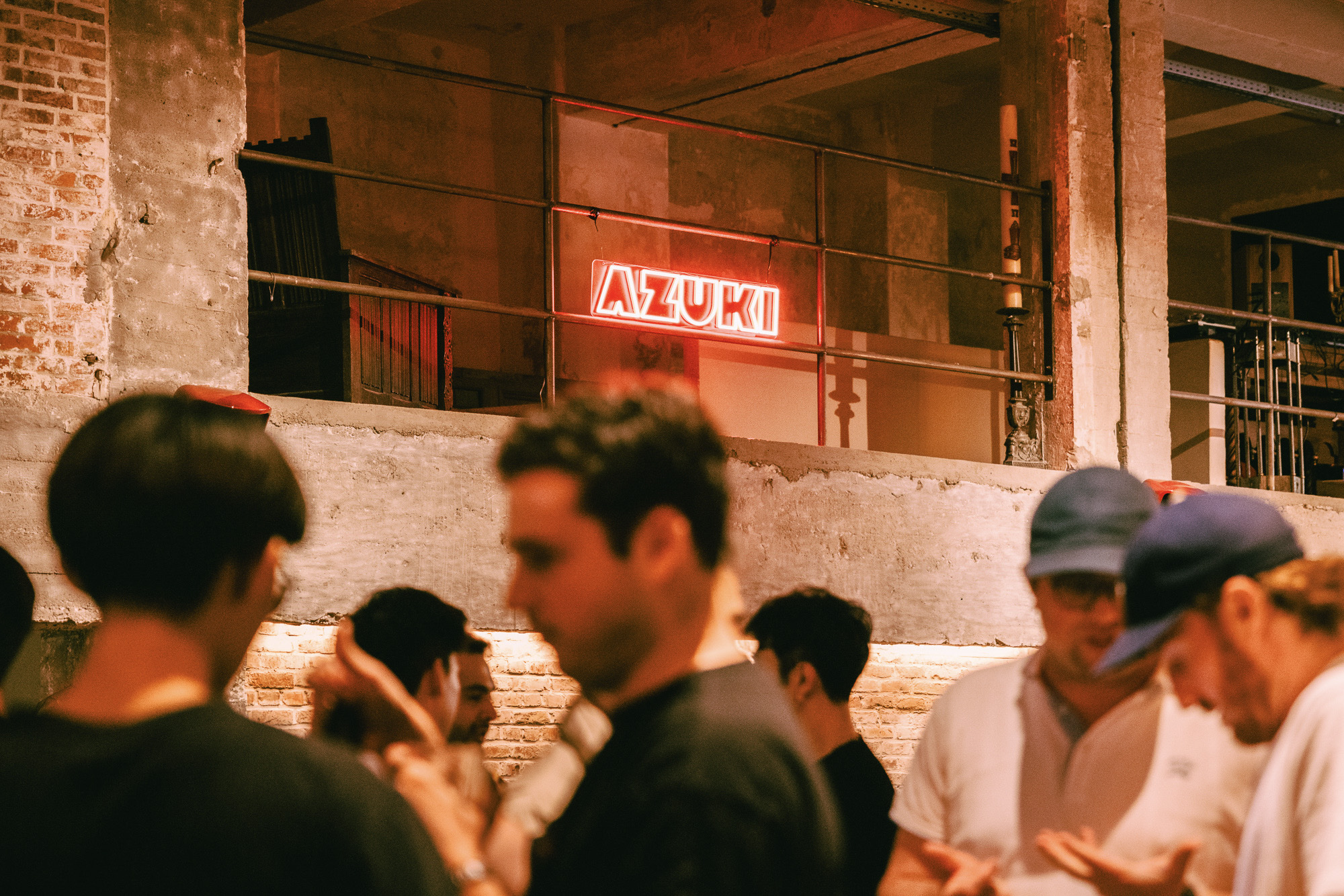 Garden Tour Brussels · Crowd & Neon