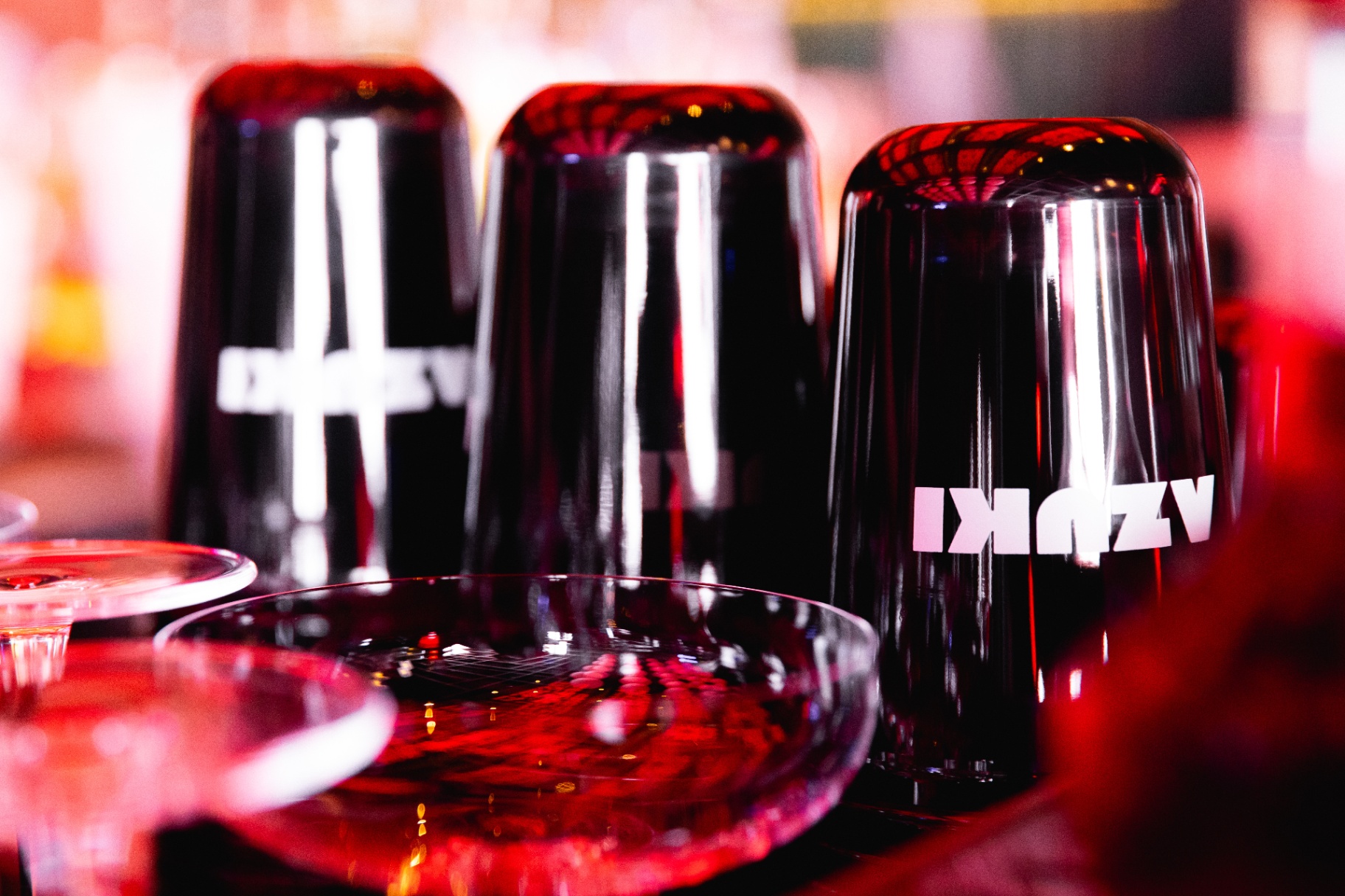 AZUKI Glassware · Red Bar
