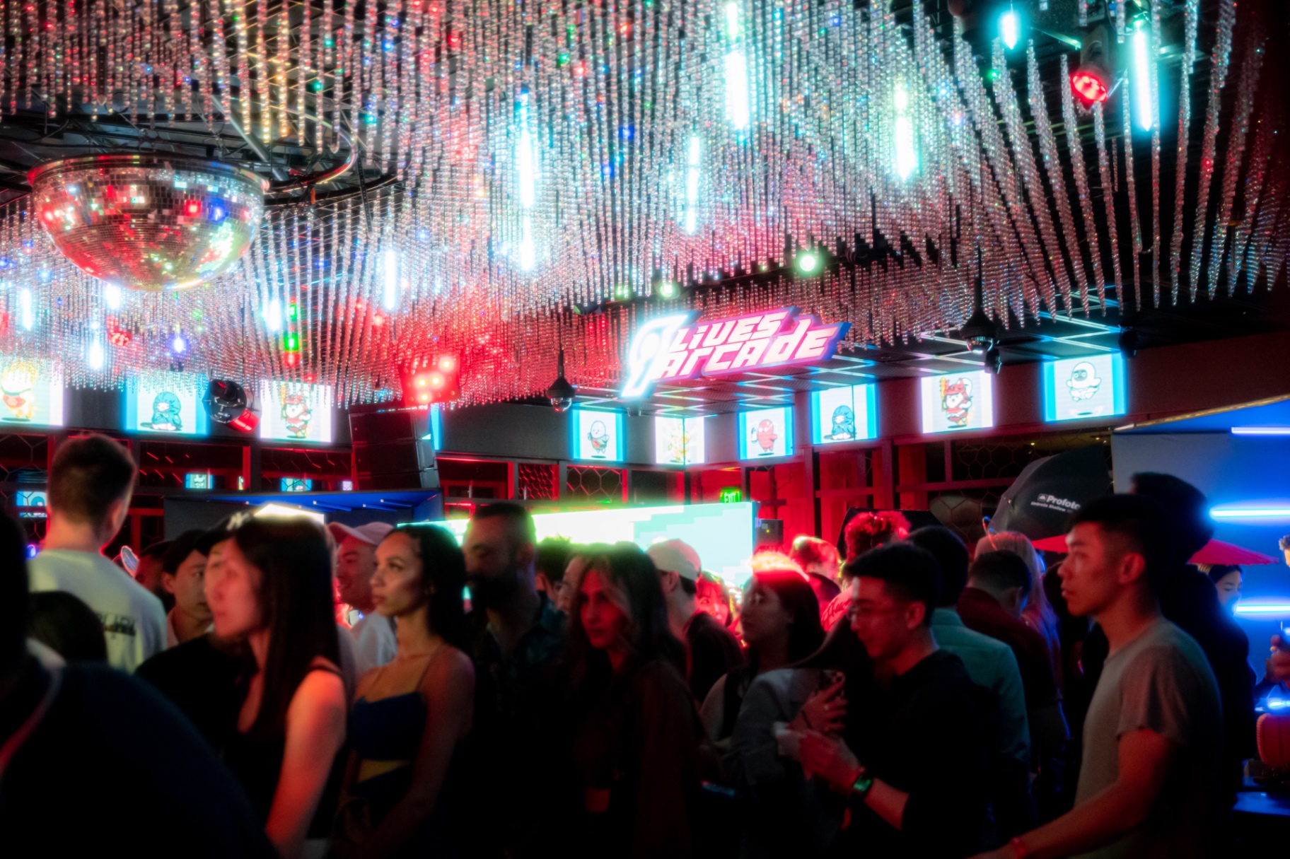9 Lives Arcade · Crowd